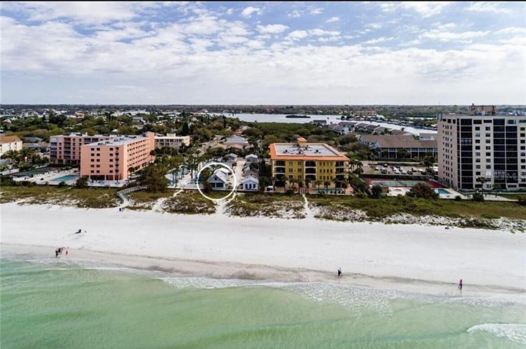 Private Beach Front Cottage- Indian Rocks Beach Clearwater Beach Eksteriør bilde